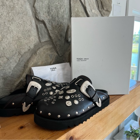 TOGA VIRILIS Men’s Black Eyelet Metal Sabot Slip-on Loafers Embellished Slippers - Picture 3 of 9